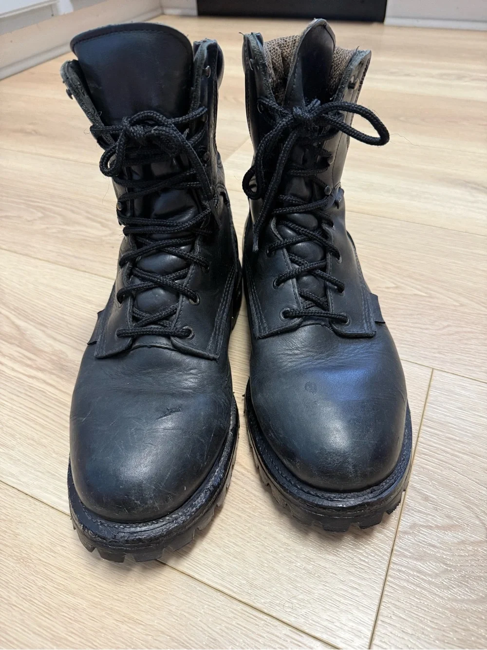 Red Wing vtg red